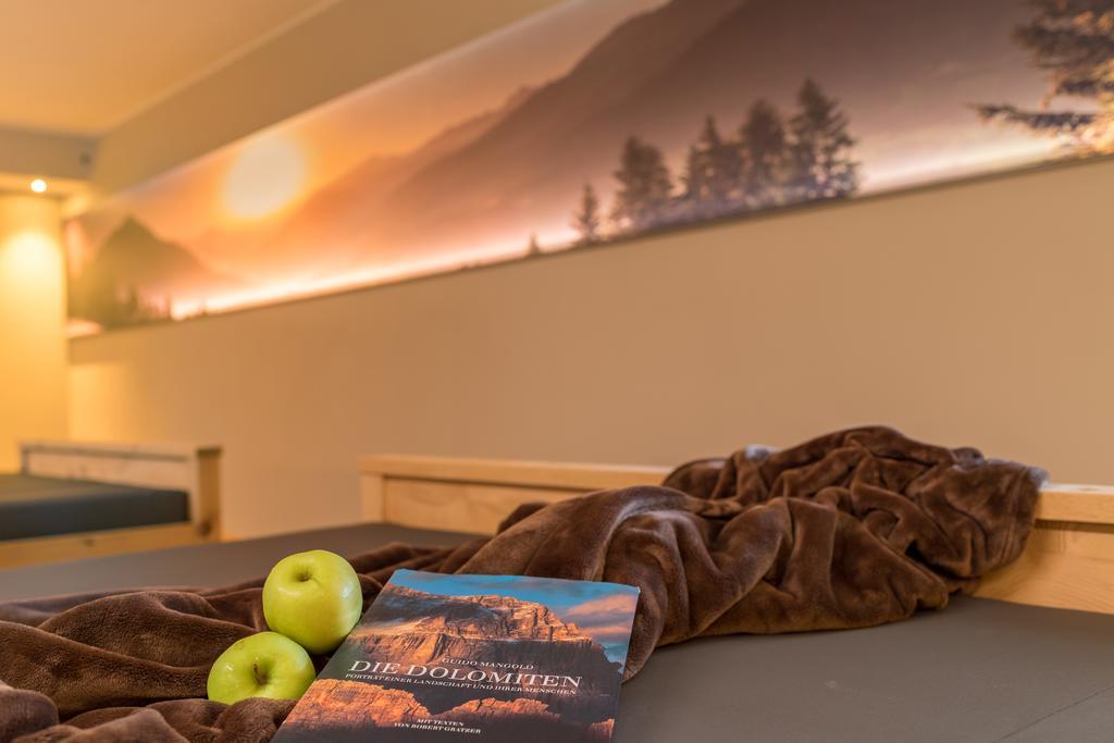 Hotel Waldhof แปร์กา ภายนอก รูปภาพ