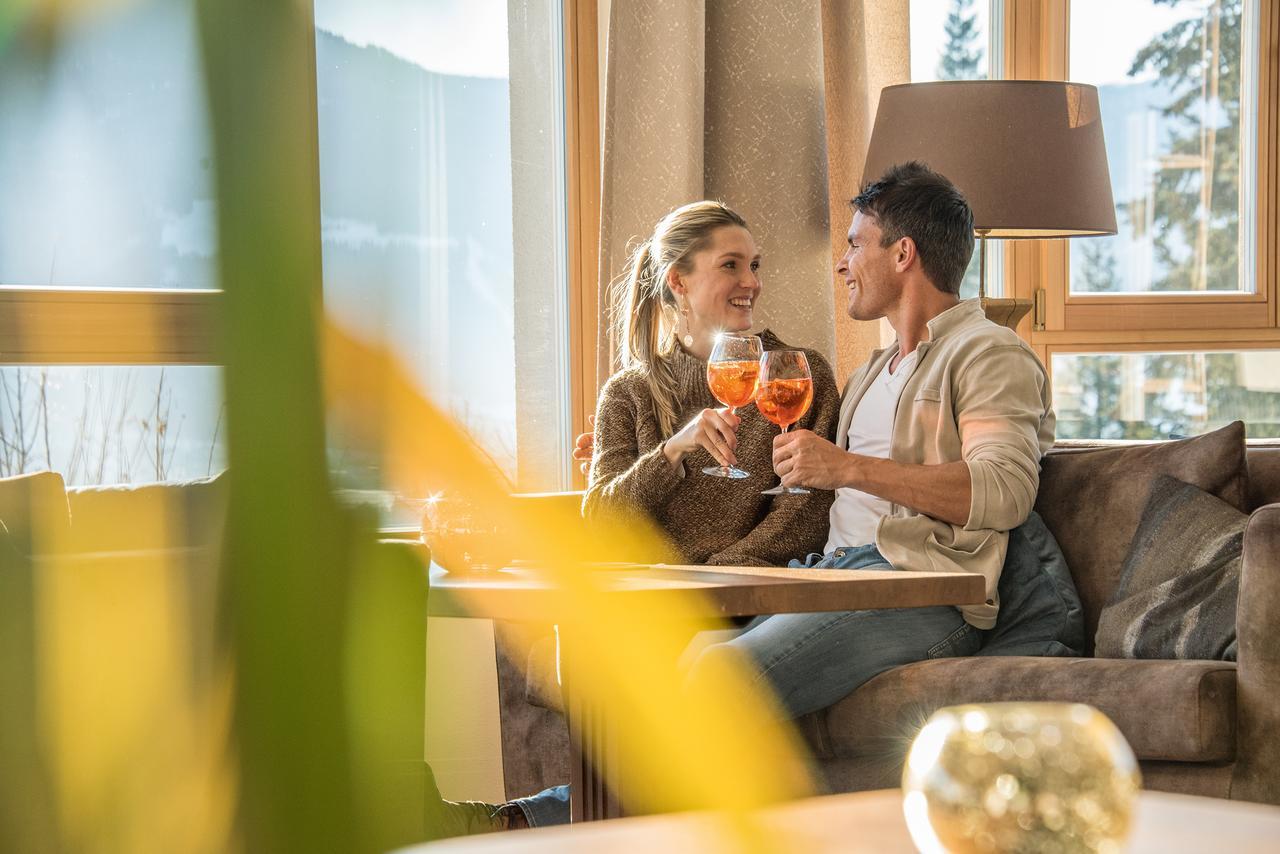 Hotel Waldhof แปร์กา ภายนอก รูปภาพ